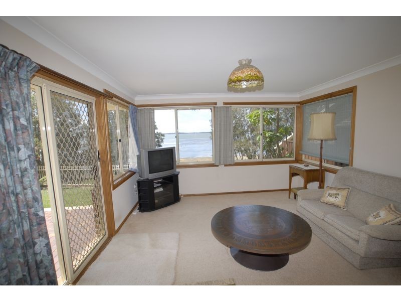 Gorokan NSW 2263