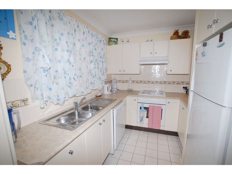 Lake Haven NSW 2263