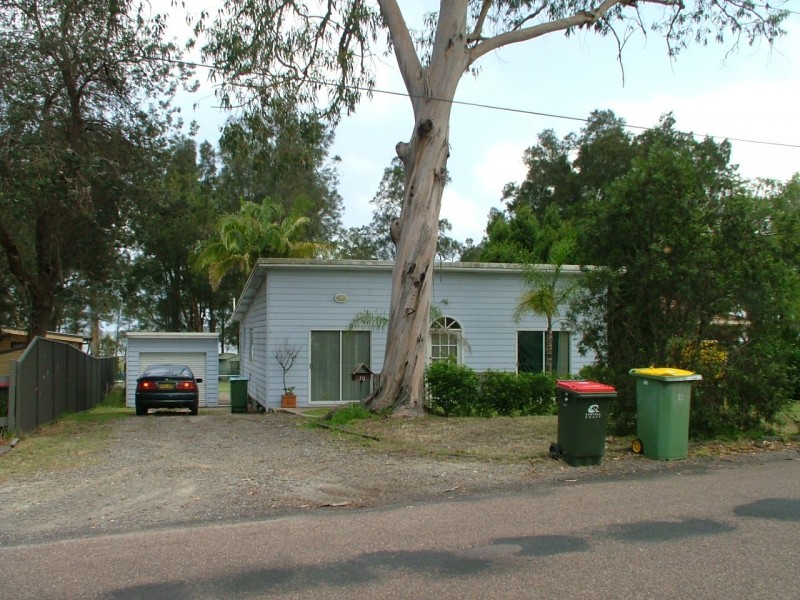 70 LIAMENA AVENUE, San Remo NSW 2262