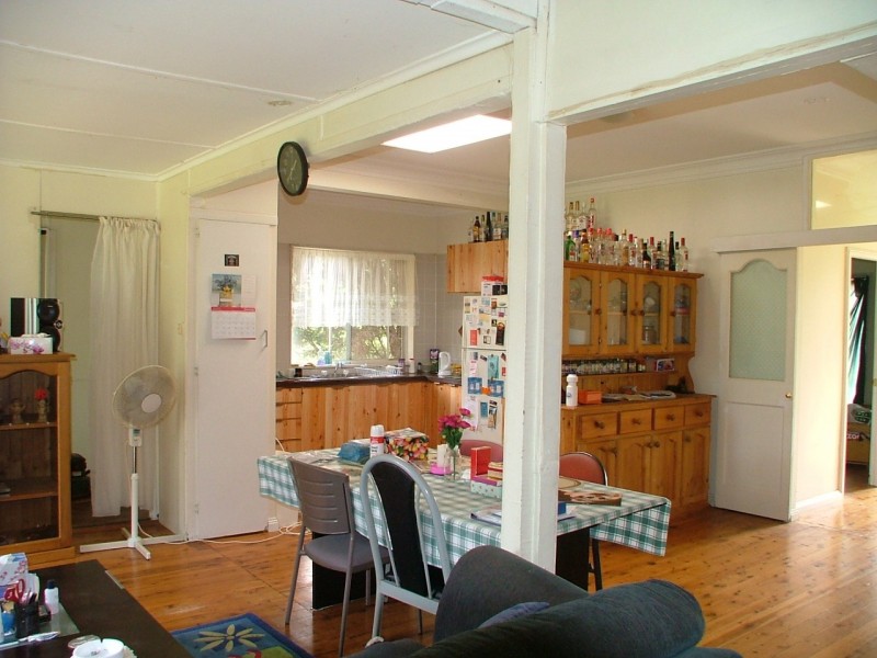 70 LIAMENA AVENUE, San Remo NSW 2262