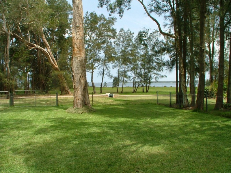 70 LIAMENA AVENUE, San Remo NSW 2262