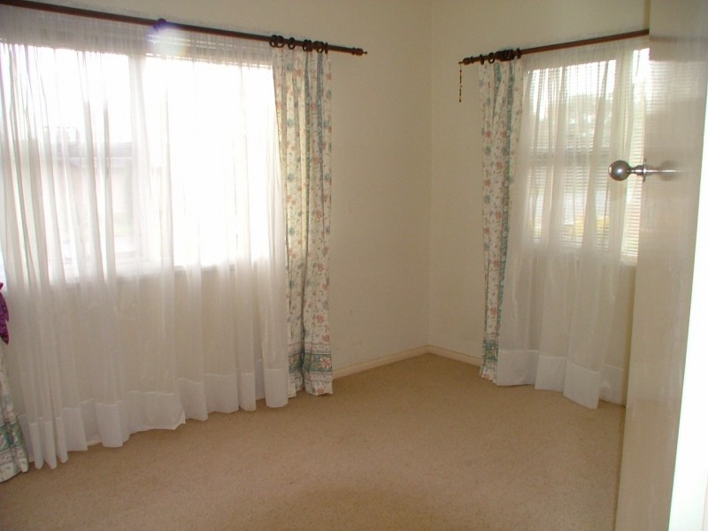 24 LETT STREET, Gorokan NSW 2263