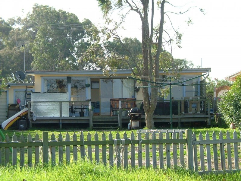 24 LETT STREET, Gorokan NSW 2263