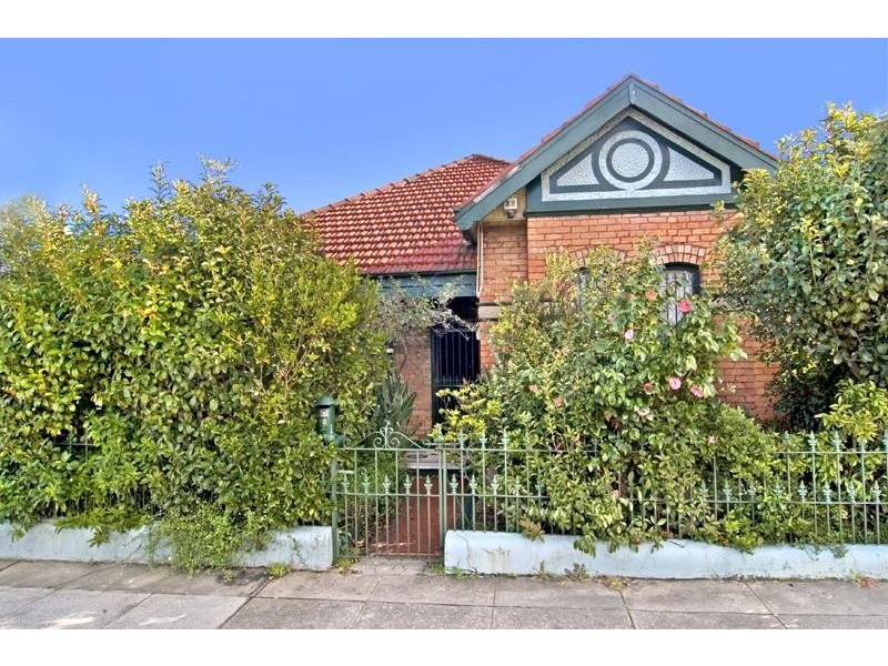 Livingstone road, Petersham NSW 2049