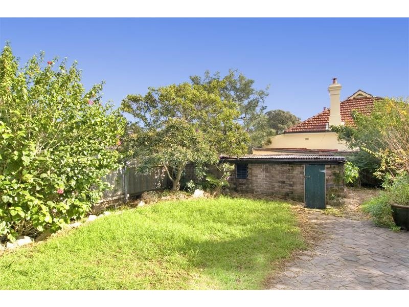 Livingstone road, Petersham NSW 2049