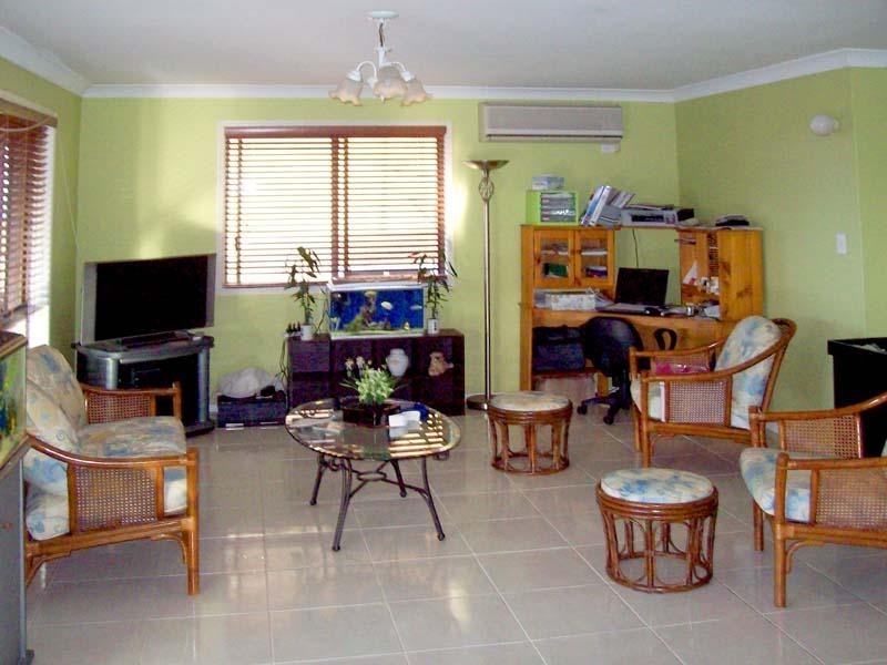 6 Somerset Avenue, Banora Point NSW 2486