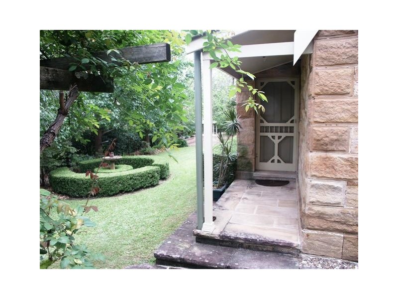 112 Green Pde, Valley Heights NSW 2777