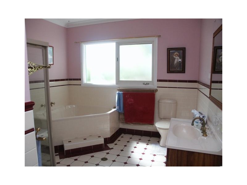 92 Railway Pde, Hazelbrook NSW 2779