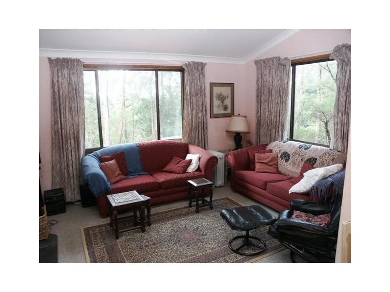 48 Florey Crescent, Springwood NSW 2777