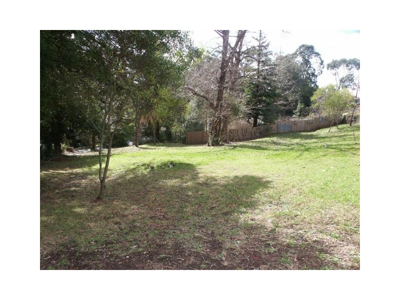 35 Russell Ave, Faulconbridge NSW 2776