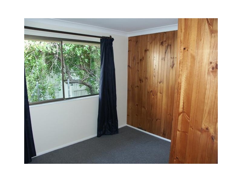 89 Railway Pde, Woodford NSW 2778