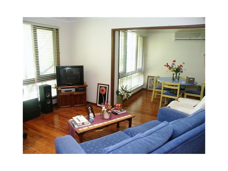 19 Nagle Ave, Springwood NSW 2777