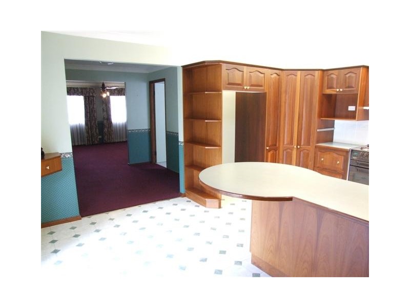 18 Endeavour Drive, Winmalee NSW 2777