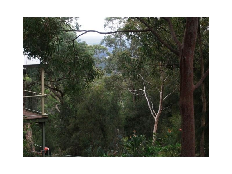 5 Roberts Parade, Hawkesbury Heights NSW 2777