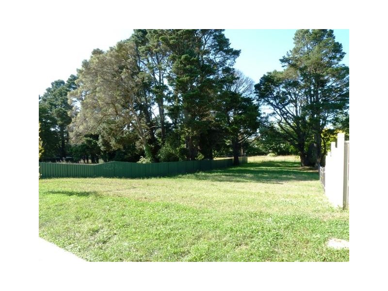 12 Great Western Highway, Leura NSW 2780