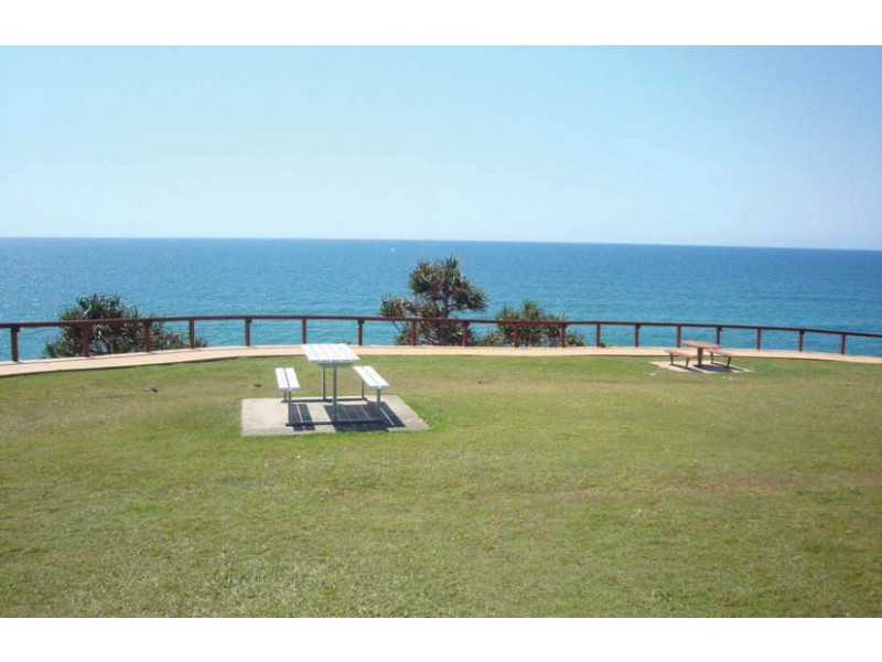 5/3 Tweed Terrace, Rainbow Bay QLD 4225