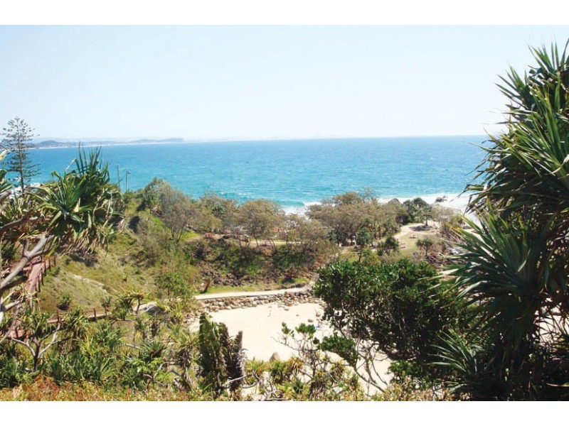 5/3 Tweed Terrace, Rainbow Bay QLD 4225