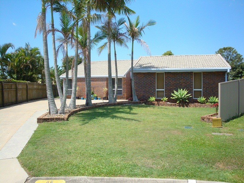 45 Kawana Crescent, Ashmore QLD 4214