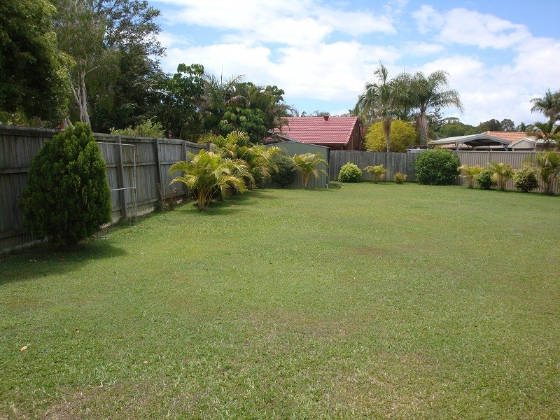 45 Kawana Crescent, Ashmore QLD 4214