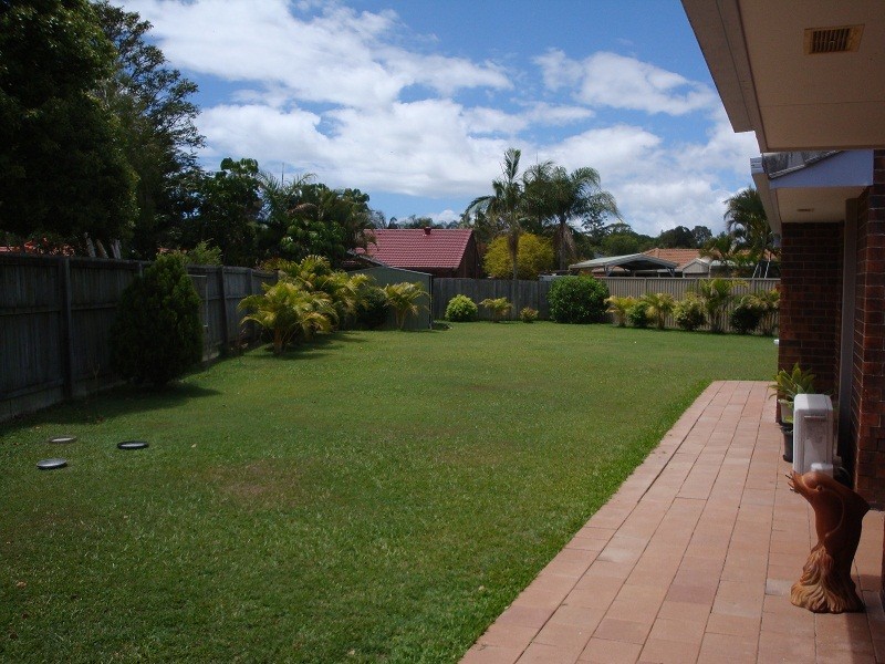 45 Kawana Crescent, Ashmore QLD 4214