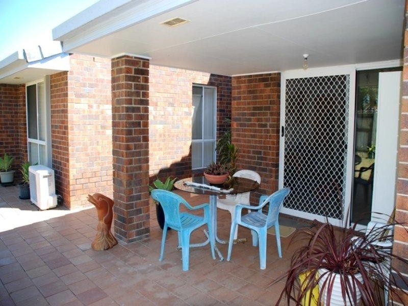 45 Kawana Crescent, Ashmore QLD 4214
