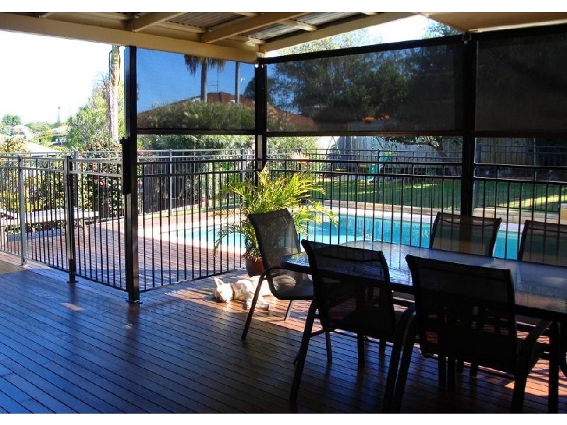 1 Seaview Road, Banora Point NSW 2486