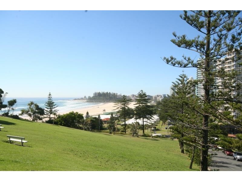 8 Garrick Street, Coolangatta QLD 4225