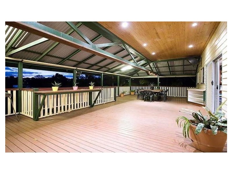 11 Chinderah Bay Drive, Chinderah NSW 2487