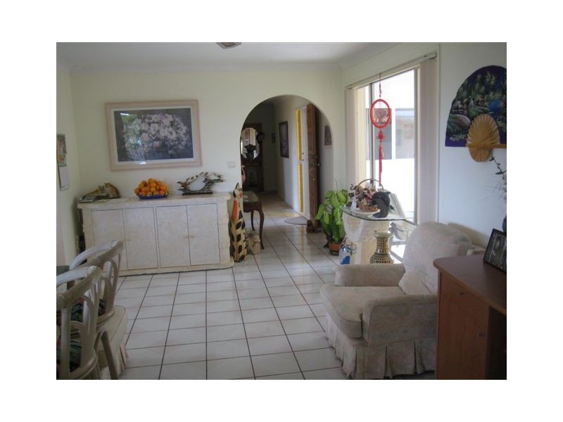 50 Oyster Point Road, Banora Point NSW 2486