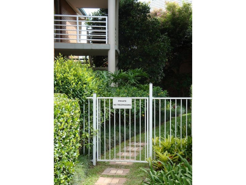 2/167 Mariners Drive West, Tweed Heads NSW 2485