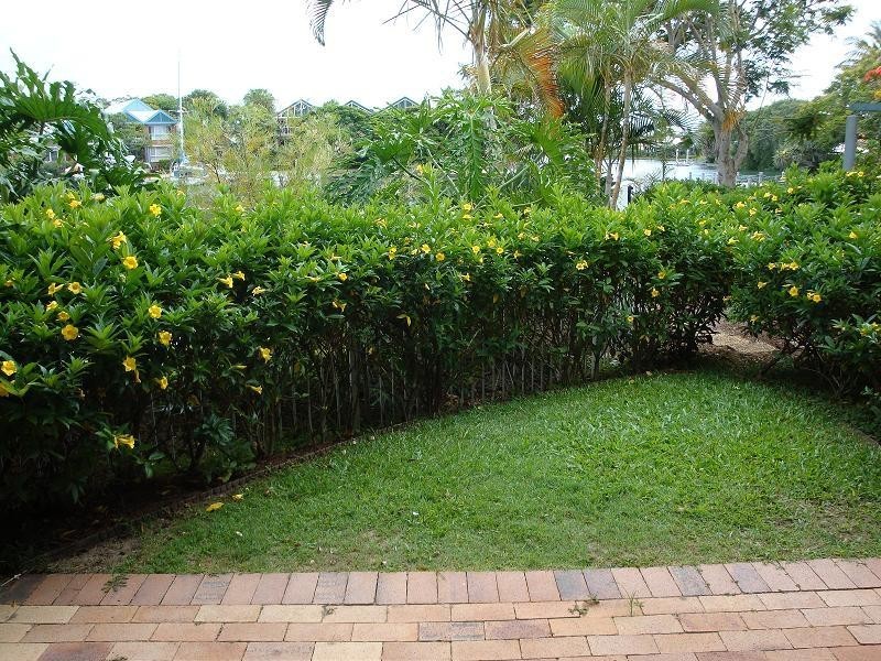 2/167 Mariners Drive West, Tweed Heads NSW 2485