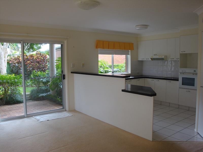 2/167 Mariners Drive West, Tweed Heads NSW 2485