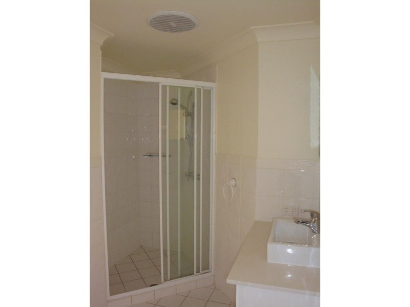 2/167 Mariners Drive West, Tweed Heads NSW 2485