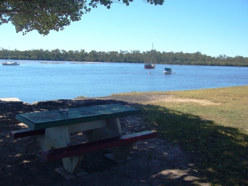 Buxton QLD 4660