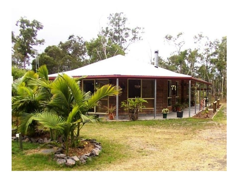 Moore Park Beach QLD 4670