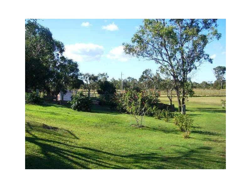 Buxton QLD 4660