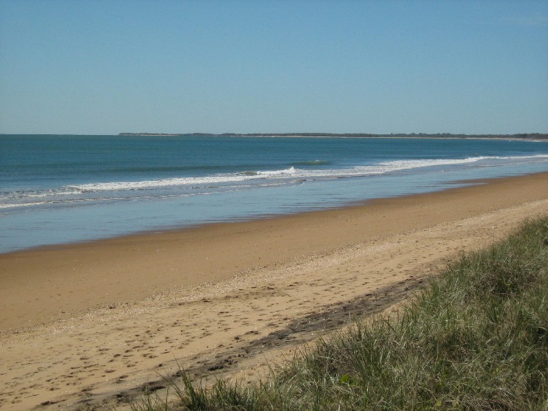 Moore Park Beach QLD 4670
