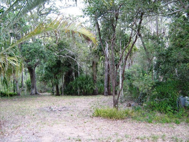 Moore Park Beach QLD 4670