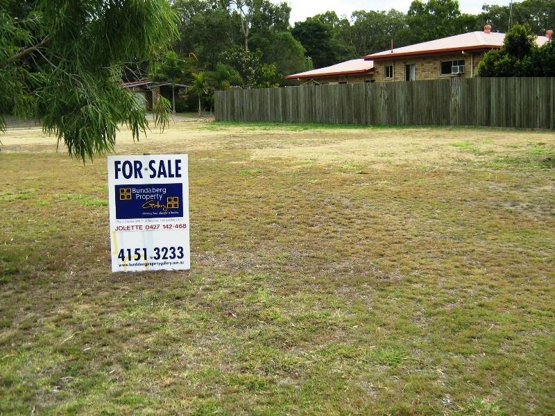 Moore Park Beach QLD 4670