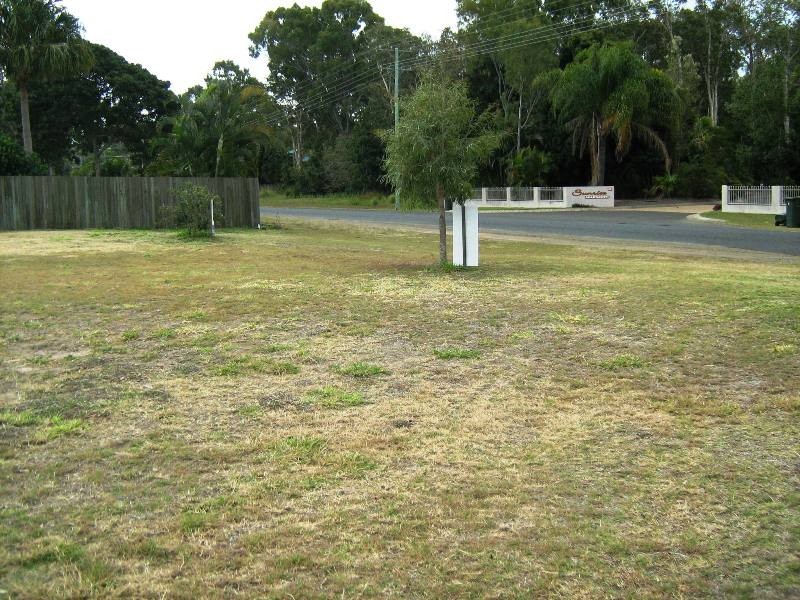 Moore Park Beach QLD 4670