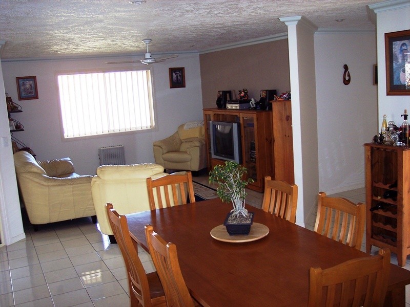 Avenell Heights QLD 4670