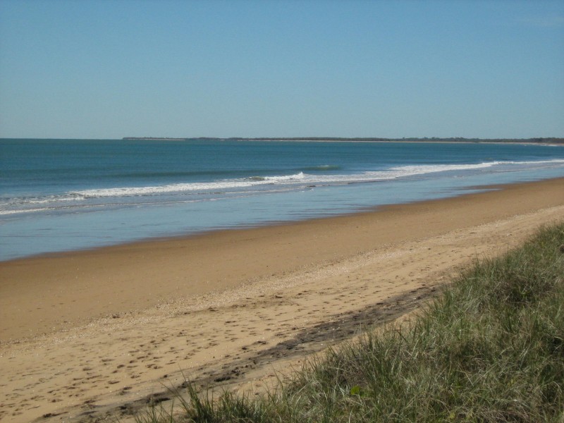 Moore Park Beach QLD 4670