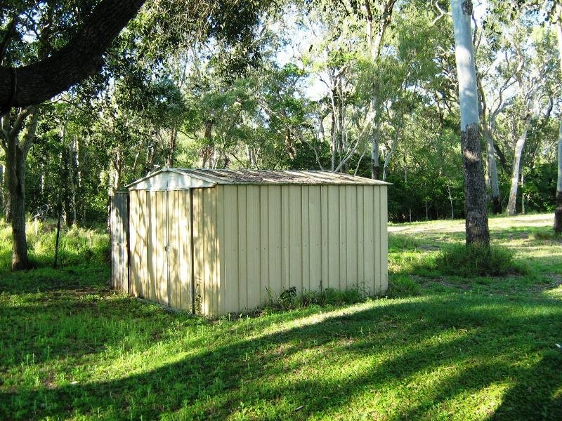 Moore Park Beach QLD 4670