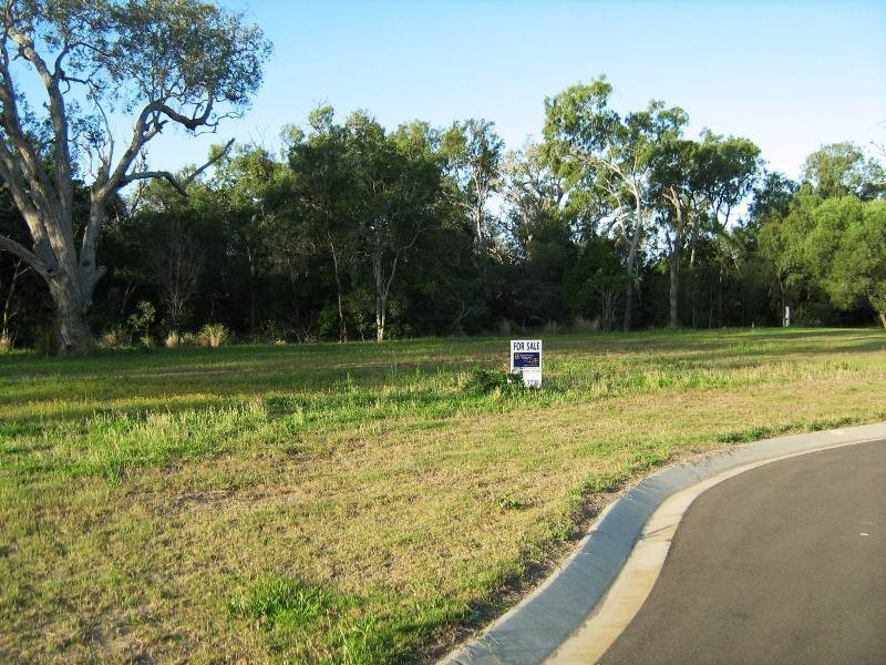 Moore Park Beach QLD 4670