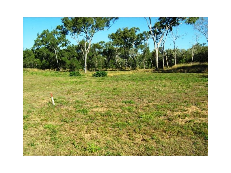 Moore Park Beach QLD 4670