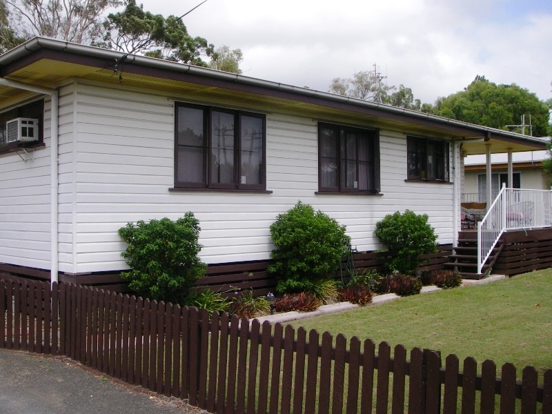 Avenell Heights QLD 4670