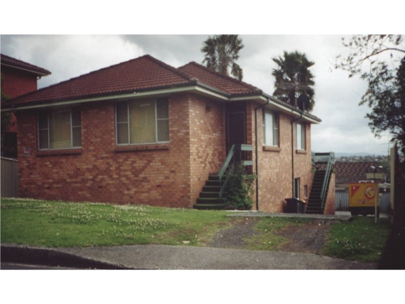 2/20 EDMUND AVENUE, Figtree NSW 2525