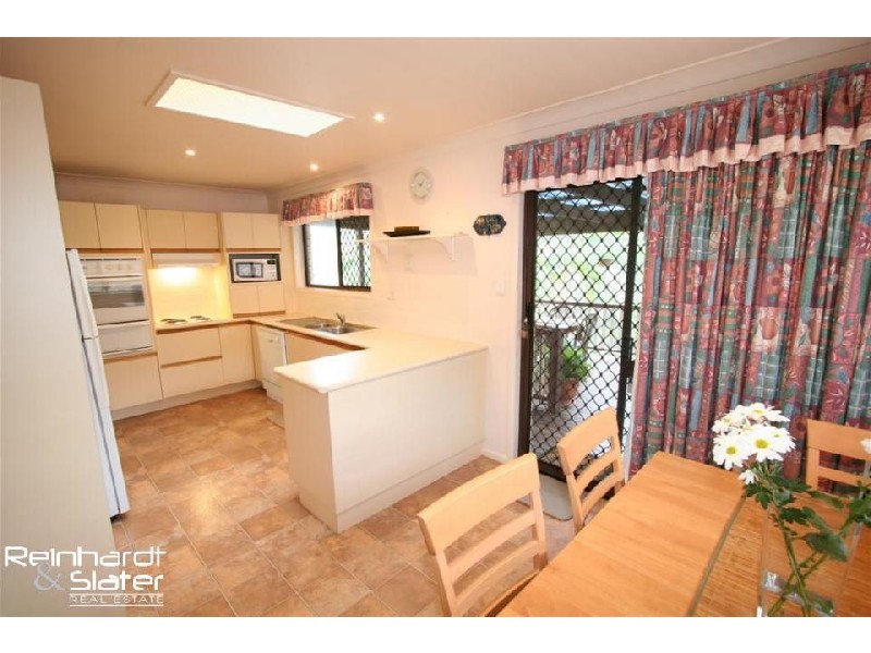 81 Corrofin St, Ferny Grove QLD 4055