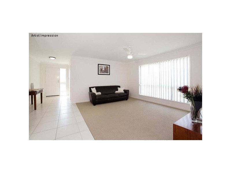 8 Michigan Cct, Warner QLD 4500