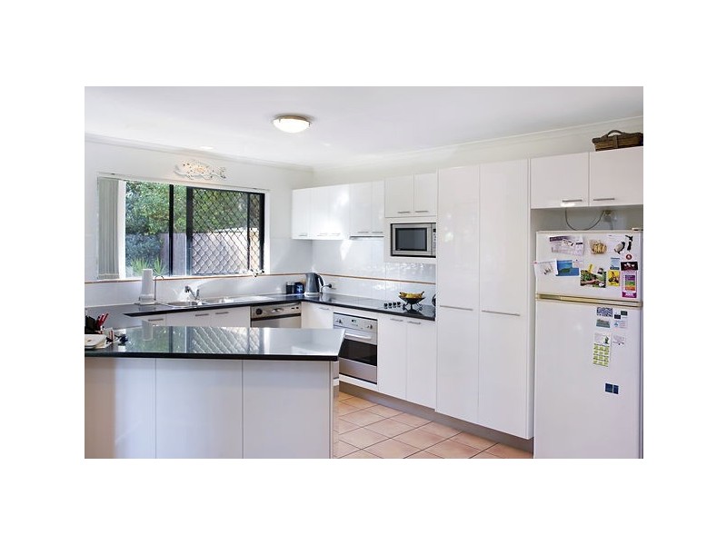 18 Comet Drive, Sunrise Beach QLD 4567